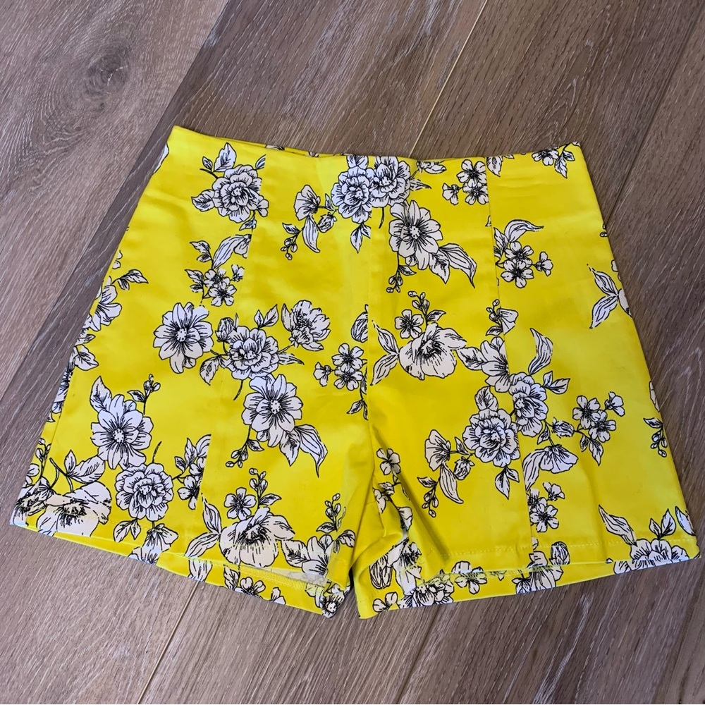 GB Girls Yellow Floral Print Stretchy Shorts
